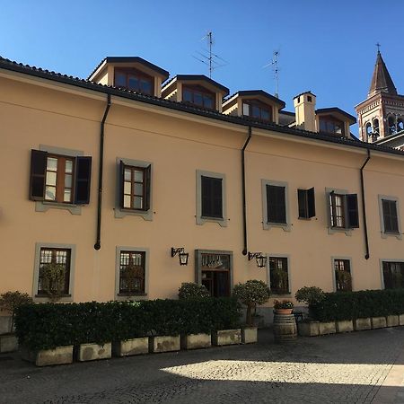 Hotel Antica Trattoria Dell'Uva Monza Exterior foto