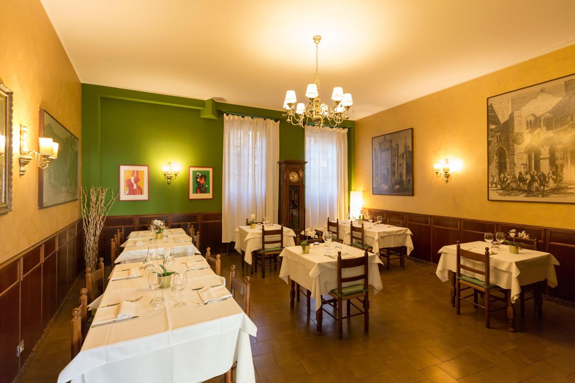 Hotel Antica Trattoria Dell'Uva Monza Exterior foto