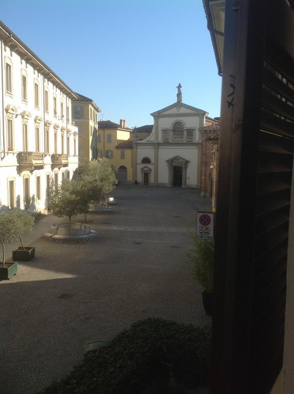 Hotel Antica Trattoria Dell'Uva Monza Exterior foto